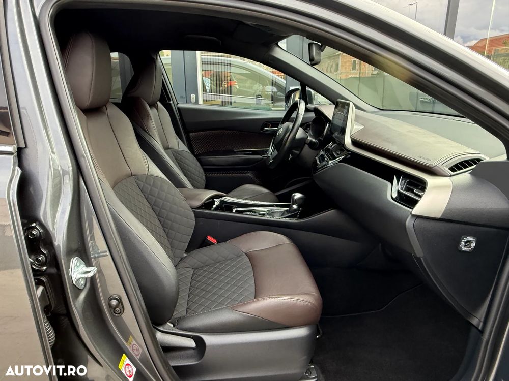 Toyota C-HR 1.8 HSD 4x2 CVT C-lassy - 12