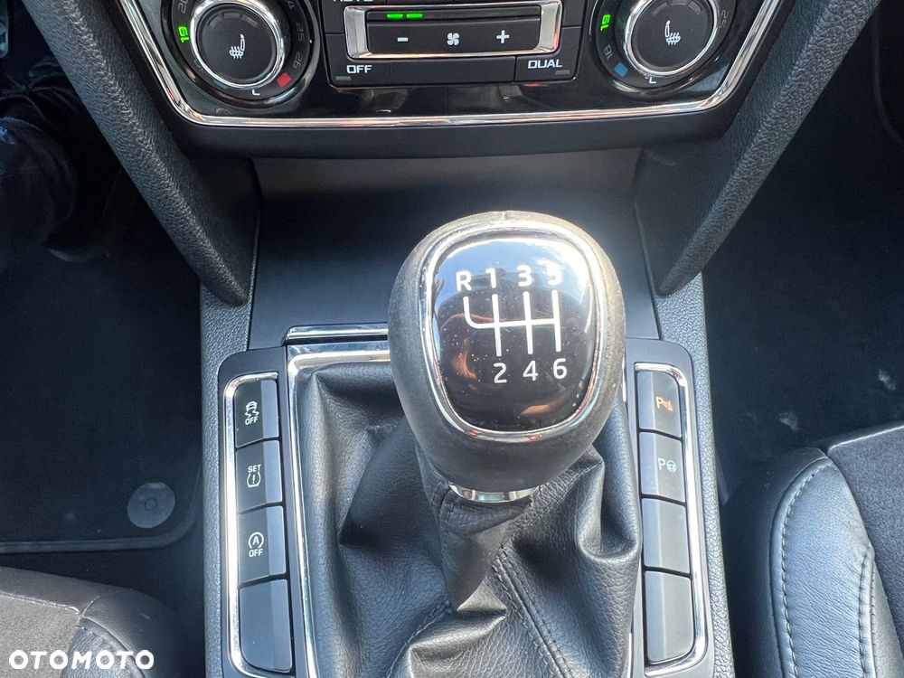 Skoda Superb 1.6 TDI Active Greenline - 38