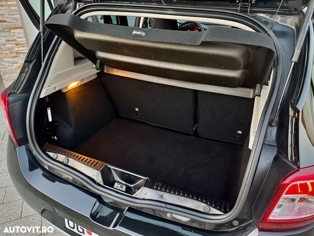 Dacia Sandero Stepway TCe 90 Prestige - 19