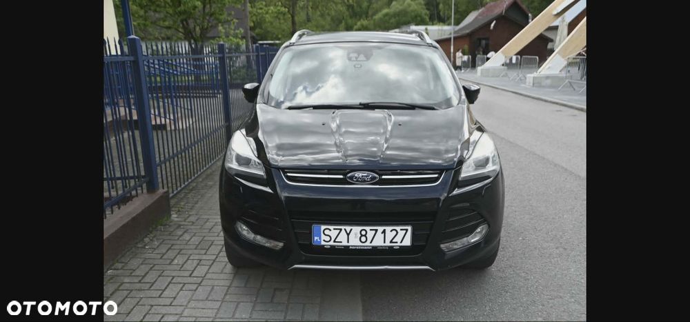 Ford Kuga - 2