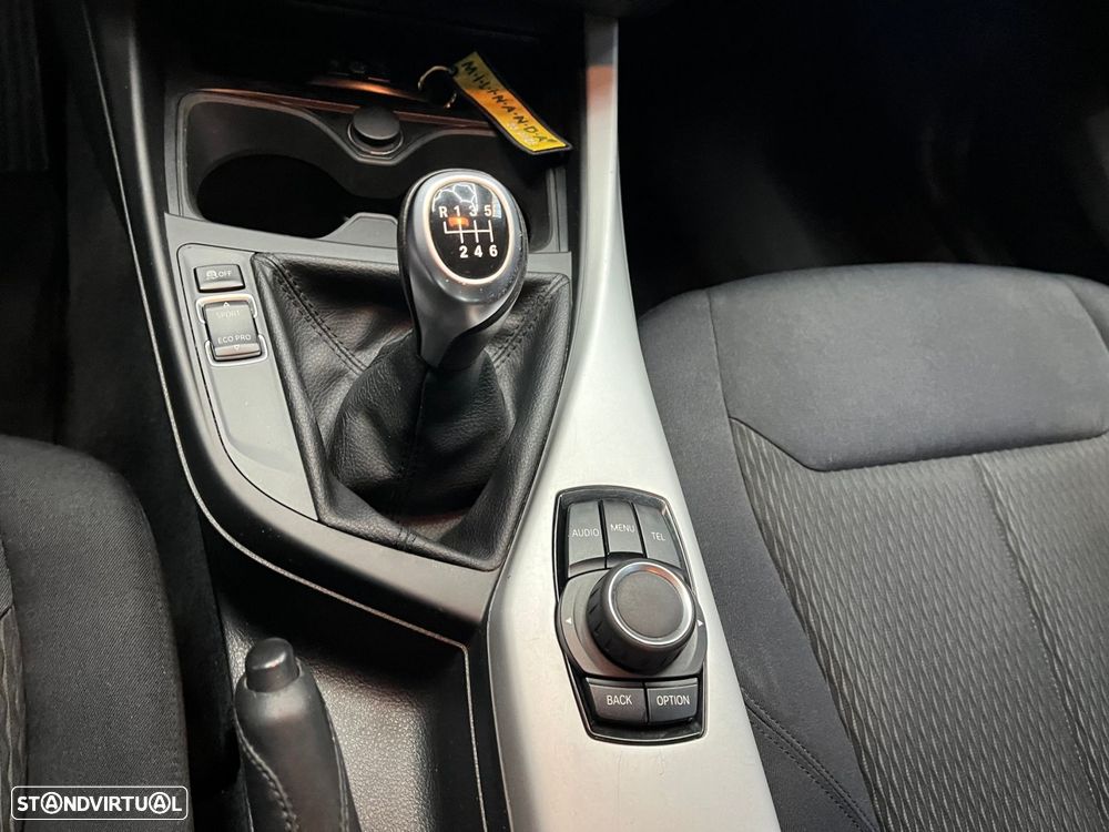 BMW 116 d EfficientDynamics - 14