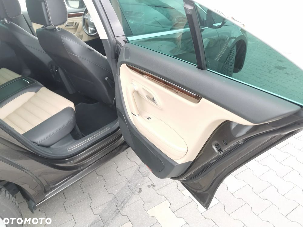 Volkswagen CC 2.0 TDI DPF BMT - 32