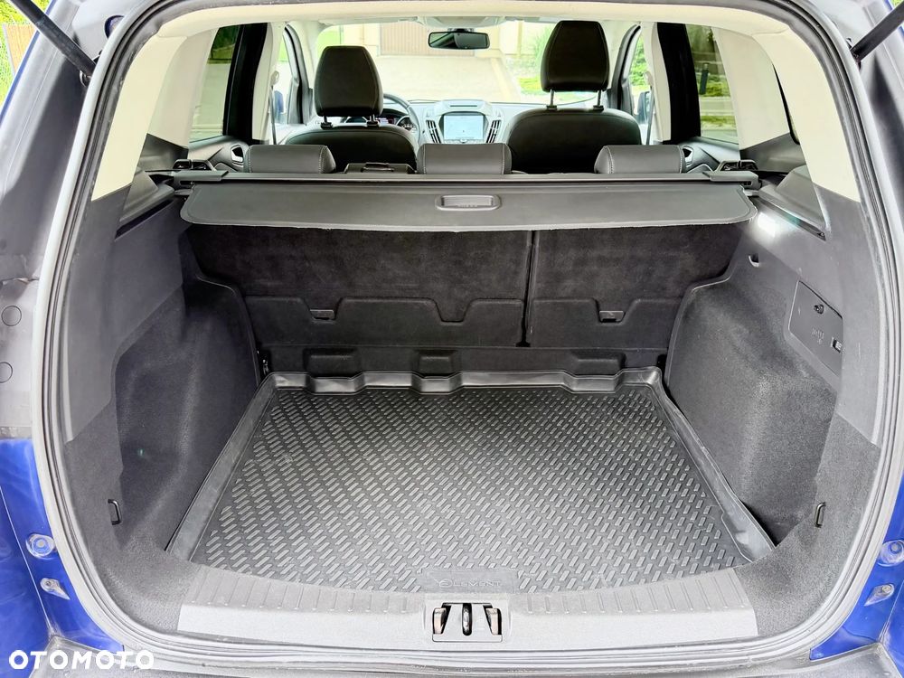 Ford Kuga 2.0 TDCi 4x4 Titanium - 16