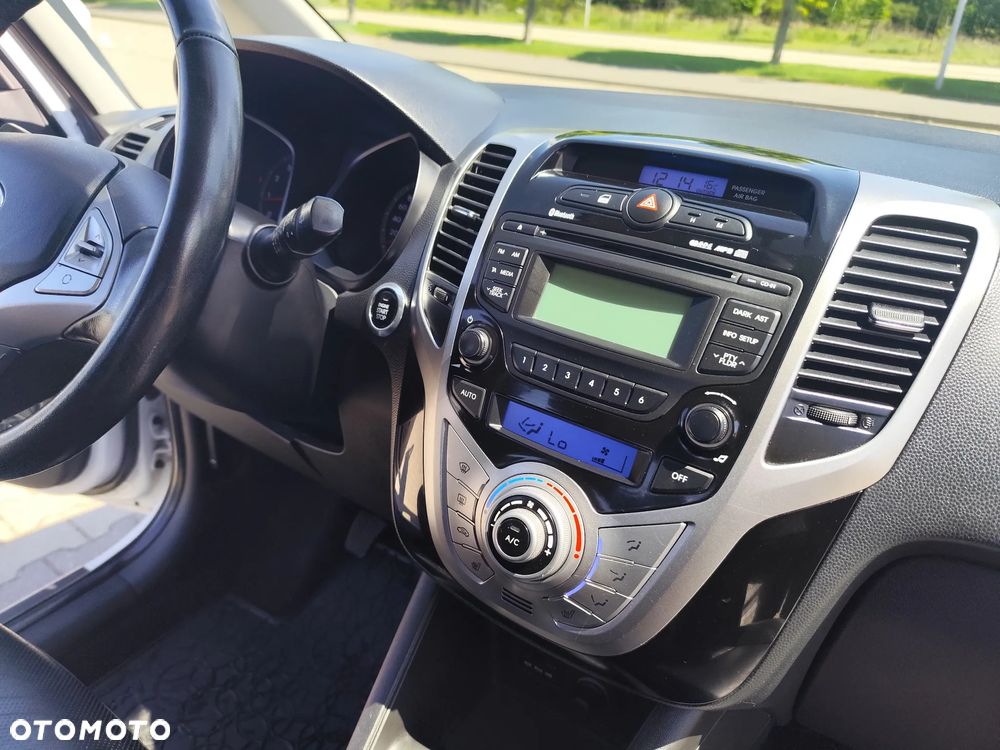 Hyundai ix20 1.6 Premium - 17