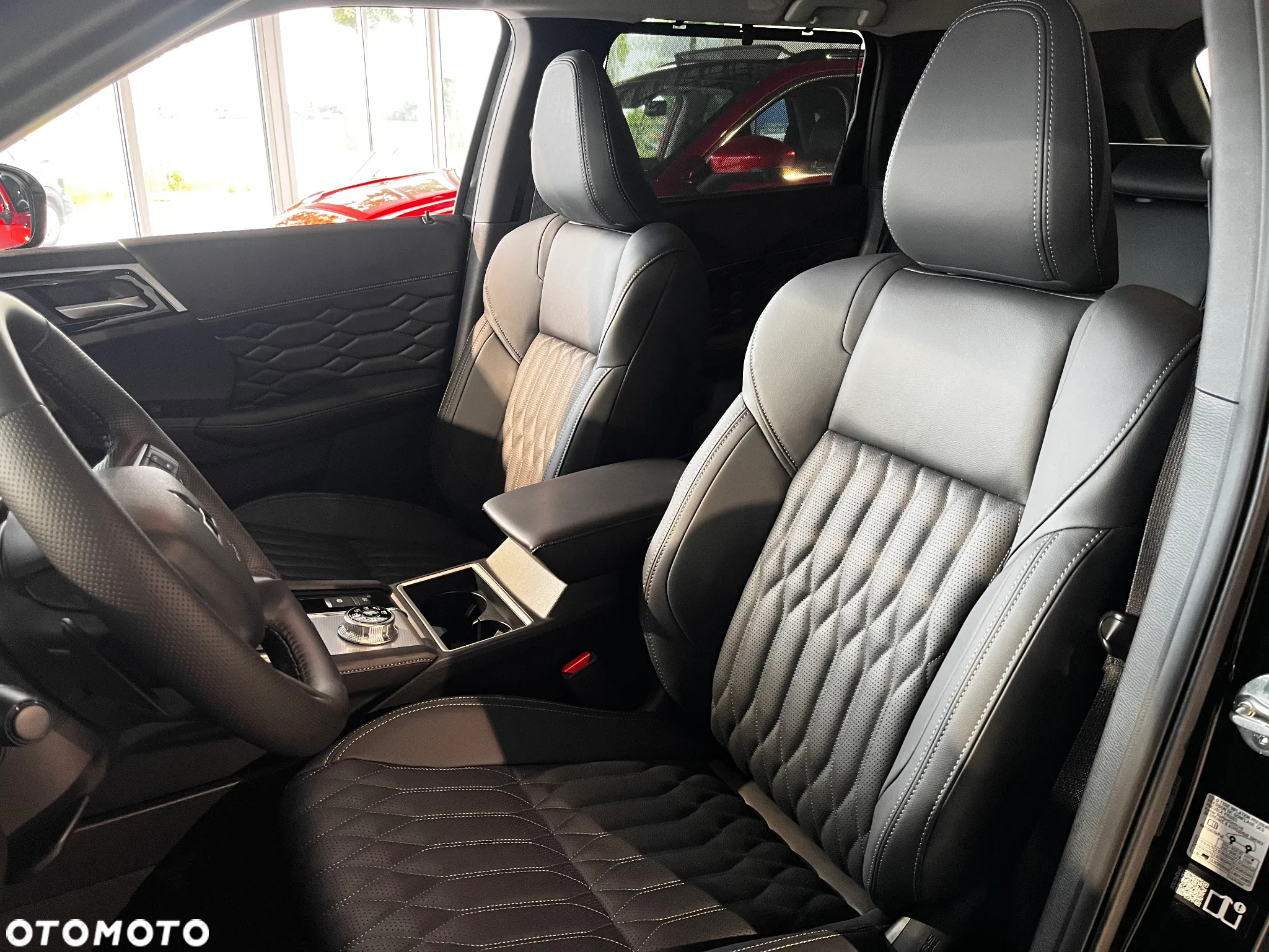 Mitsubishi Outlander PHEV Instyle - 18