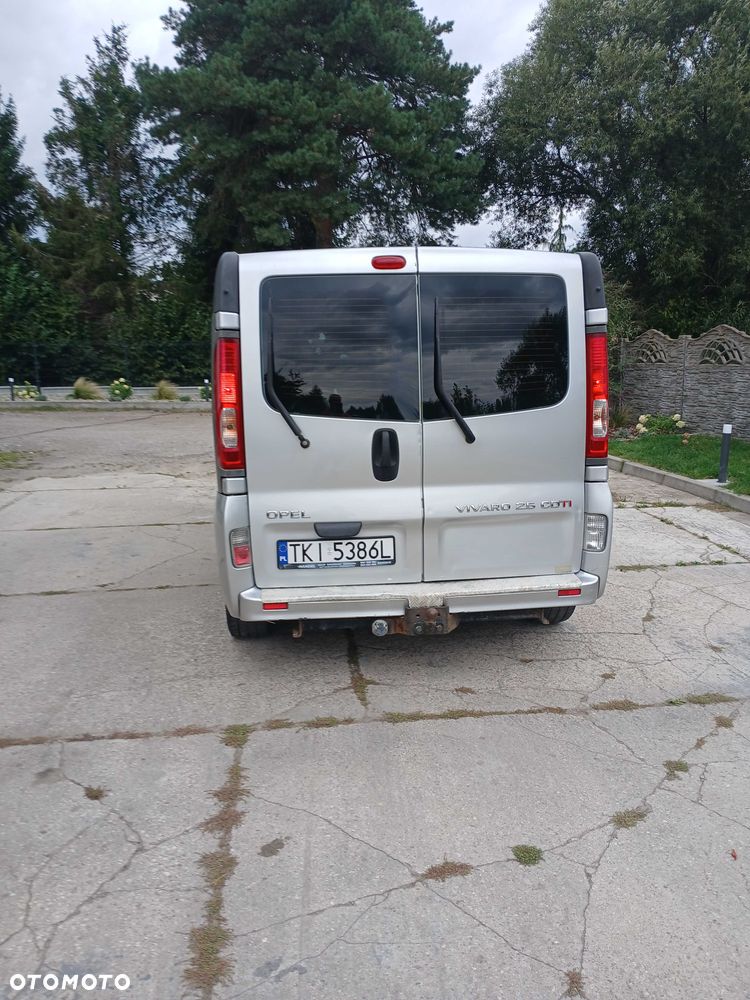Opel Vivaro - 7
