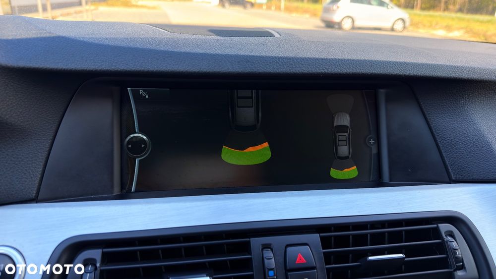 BMW Seria 5 520d Luxury Line - 34