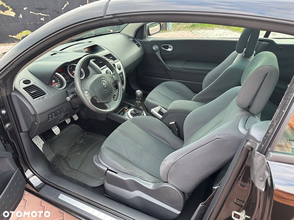 Renault Megane 2.0 Coupe-Cabriolet Confort Dynamique - 24