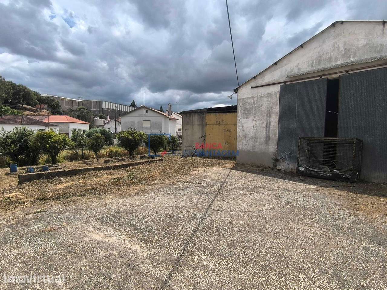 Armazém em Alcanena - Grande imagem: 2/30