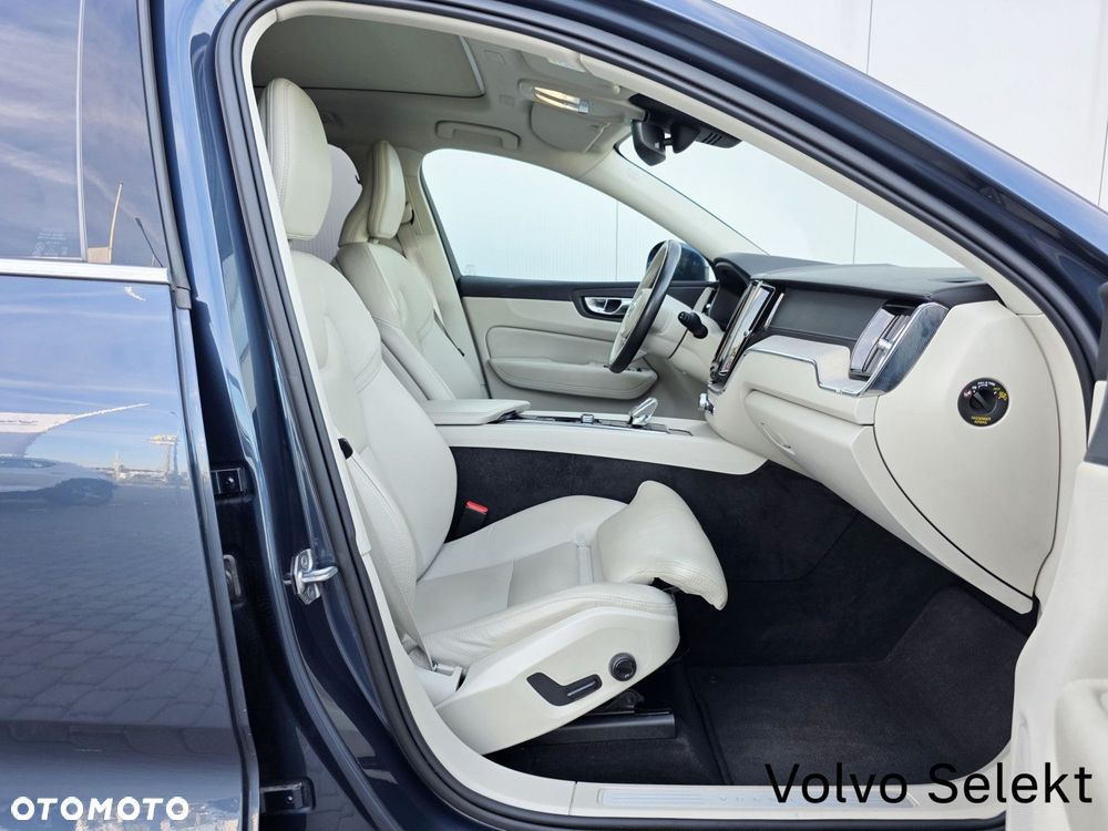Volvo XC 60 - 16