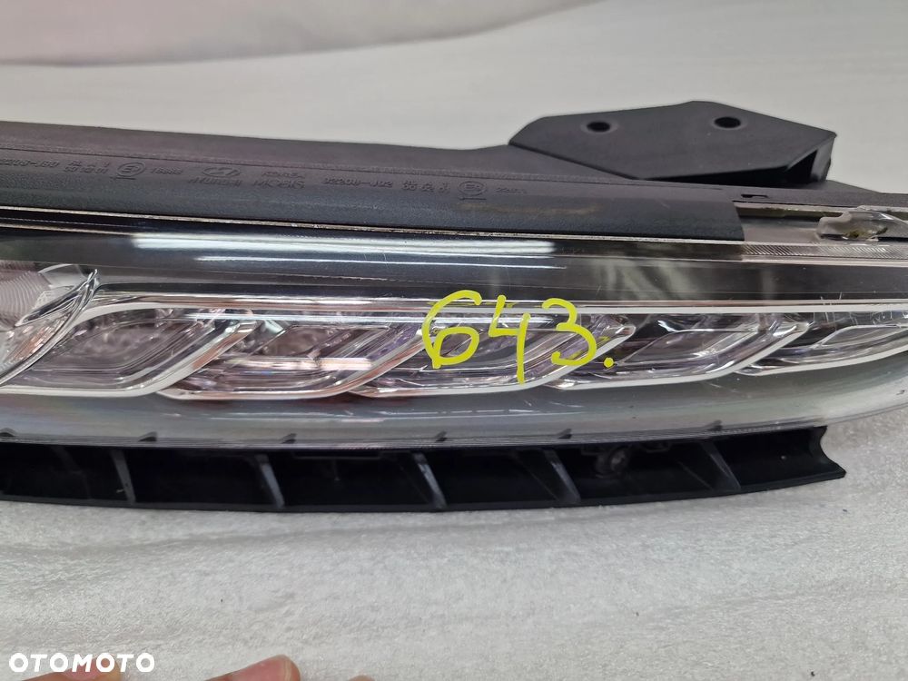 HYUNDAI KONA 17- PRAWA LAMPA PRZEDNIA PRZÓD LED / DRL , NR 92208-J9000 , NR AUKCJI LA643 - 3