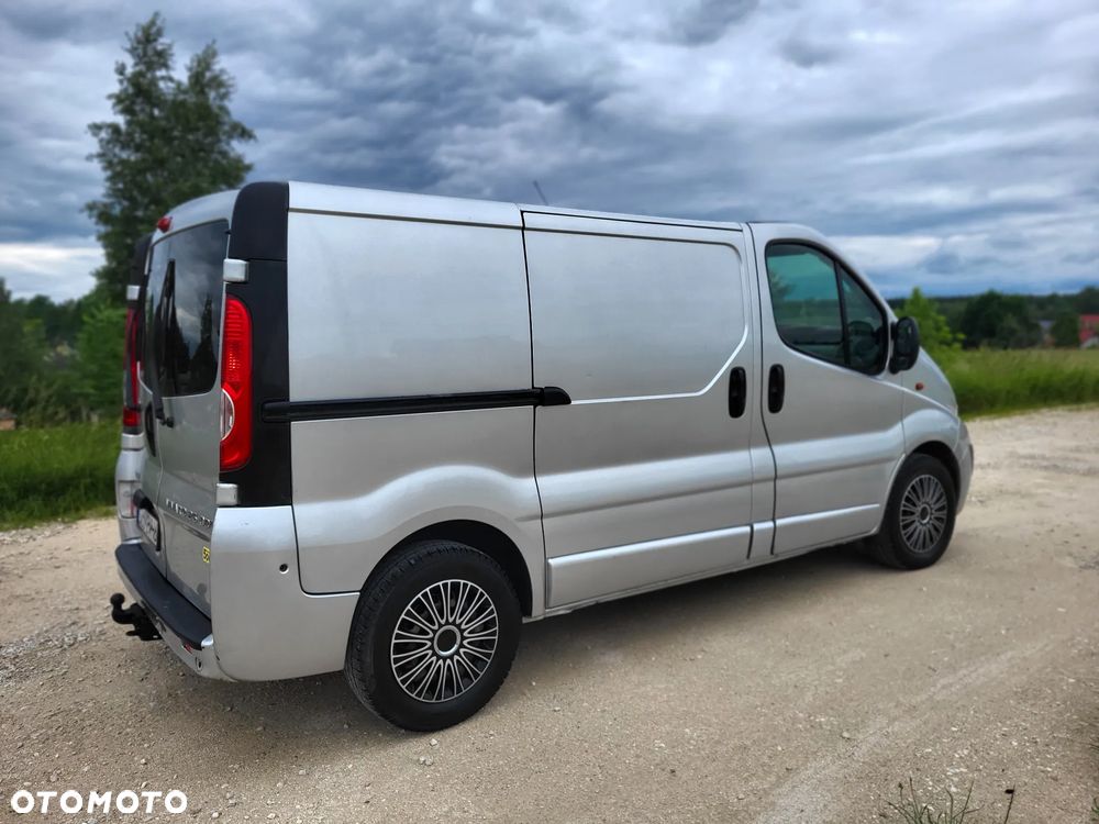 Opel Vivaro - 4