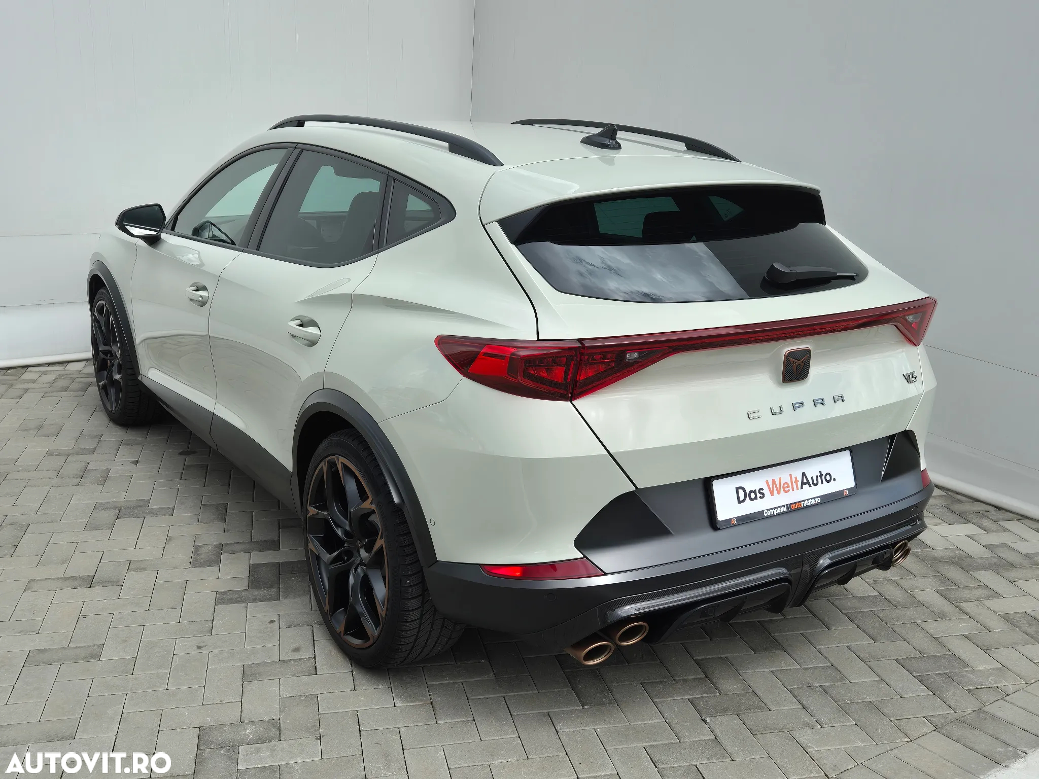 Cupra Formentor VZ5 2.5 TSI 4DRIVE DSG - 3