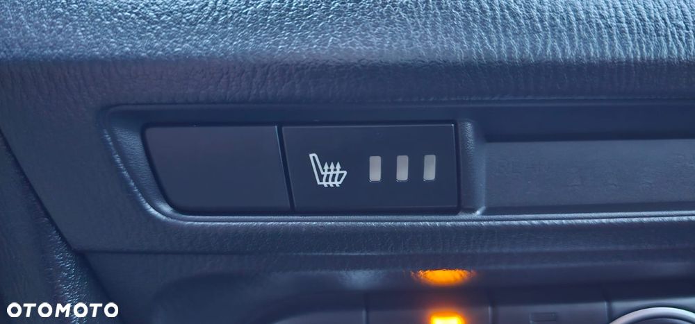 Mazda 3 SKYACTIV-G 120 Exclusive-Line - 16