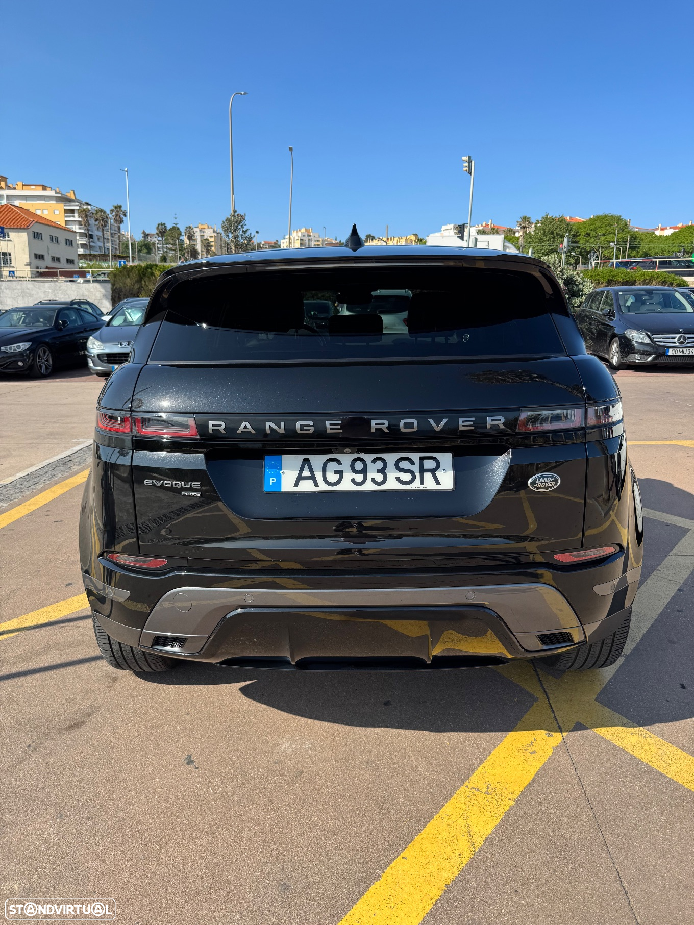 Land Rover Range Rover Evoque 1.5 P300e AWD R-Dynamic HSE Auto - 8