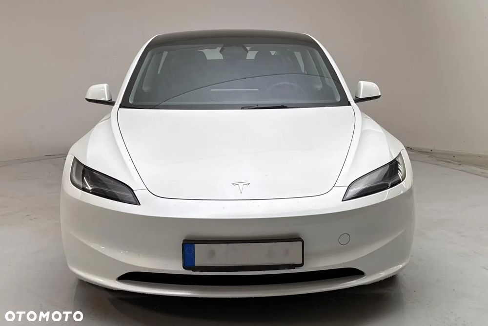 Tesla Model 3 Langstreckenbatterie Allradantrieb Dual Motor - 2