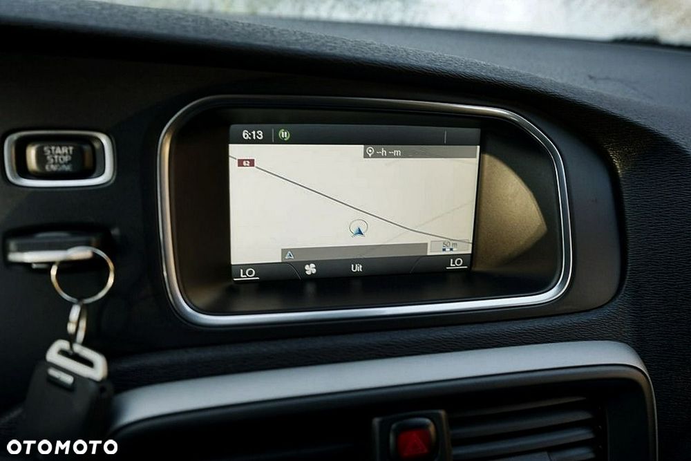 Volvo V40 D2 - 19