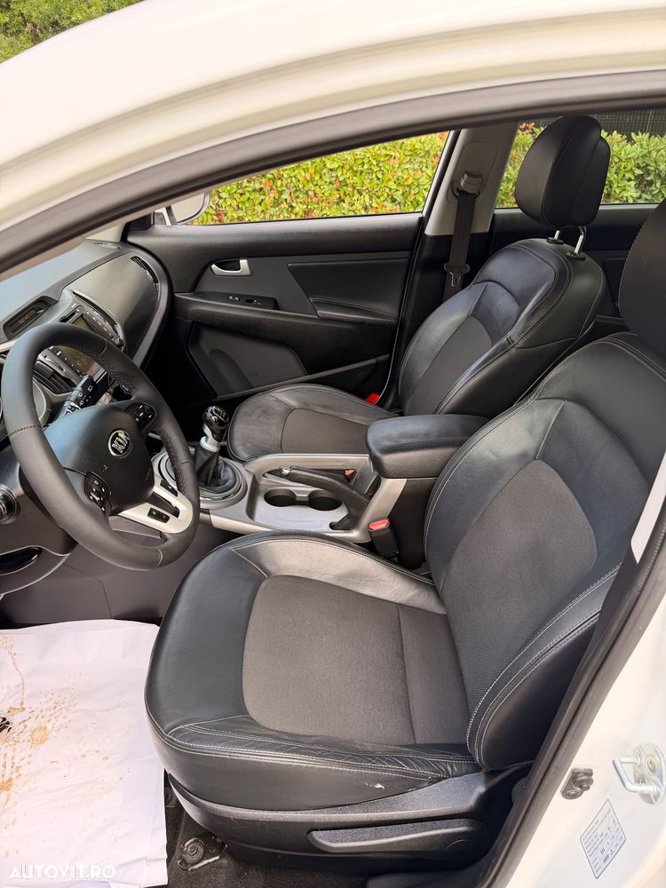 Kia Sportage 2.0 CRDI 184 AWD Spirit - 11