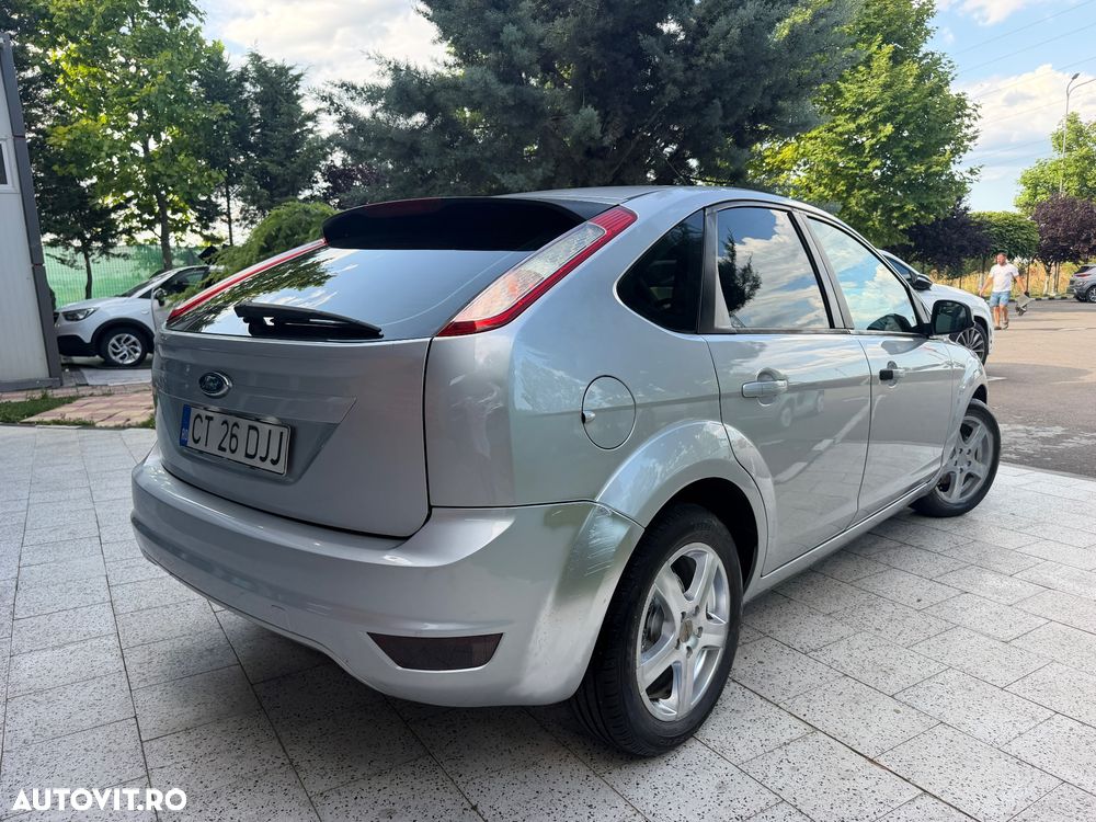 Ford Focus 1.6 Ti-VCT Anniversary - 3