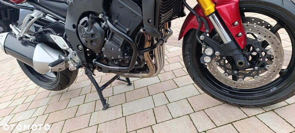 Yamaha FZ - 32