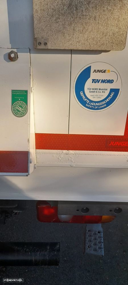 Mitsubishi CANTER - 12