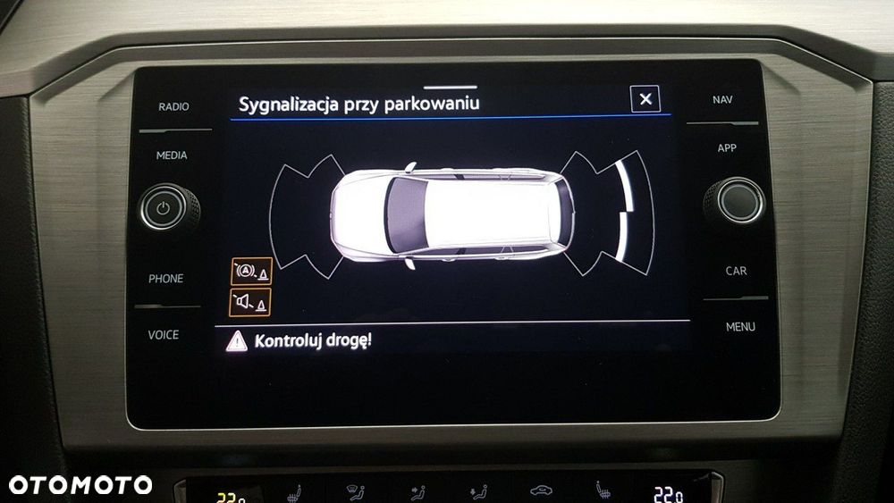 Volkswagen Passat - 22