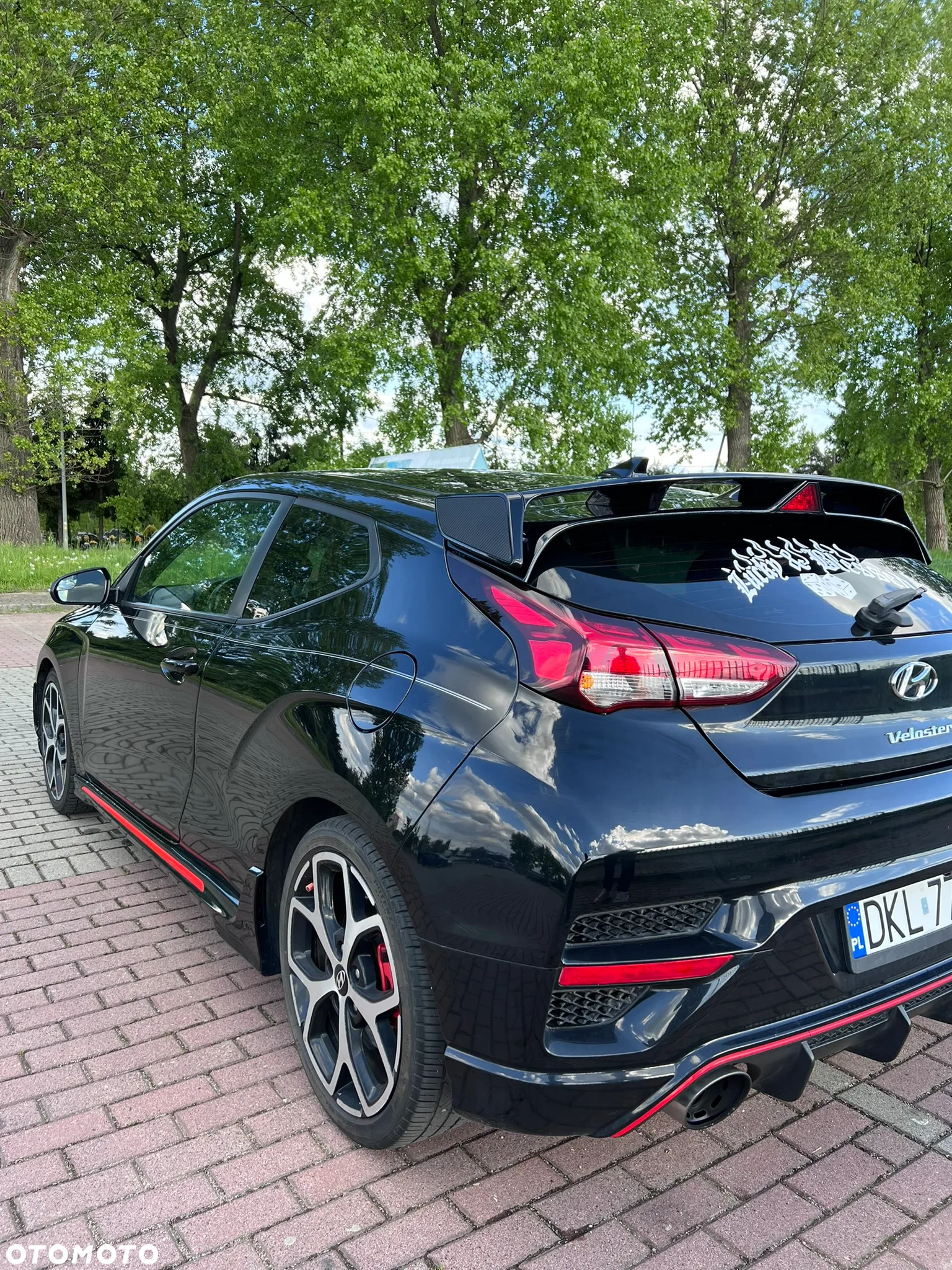 Hyundai Veloster - 30