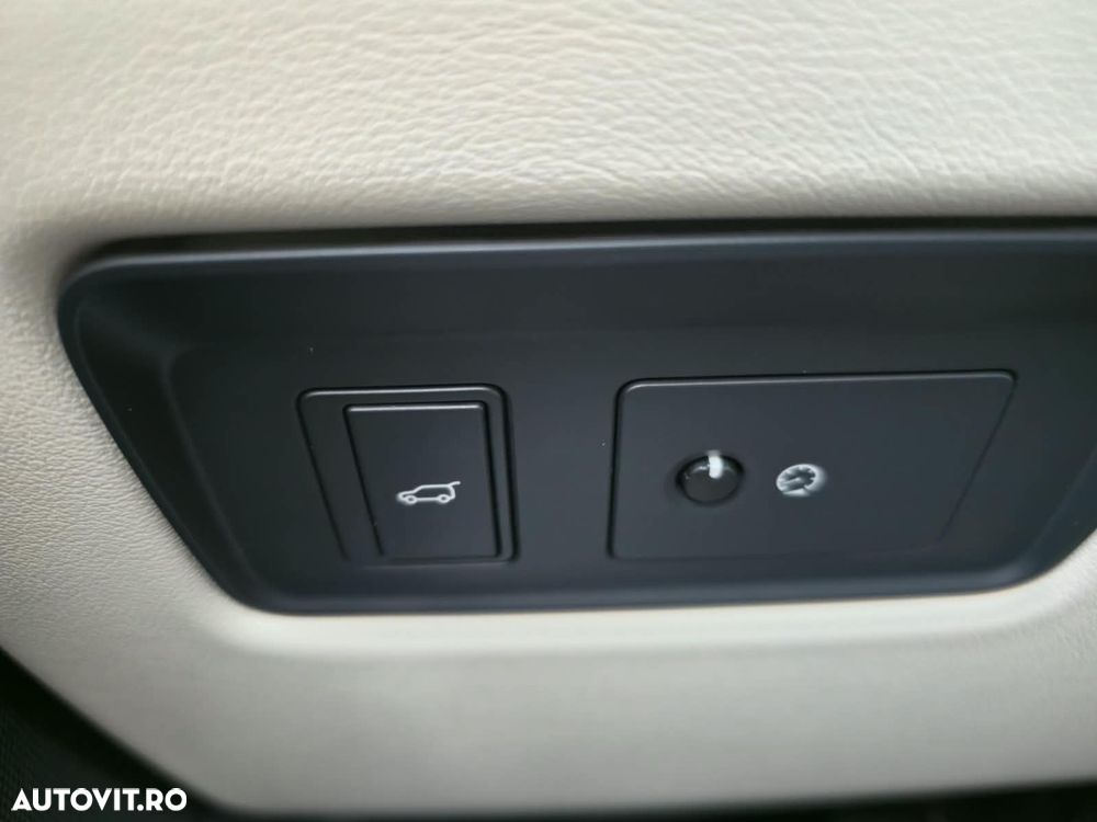 Land Rover Range Rover Vogue - 24