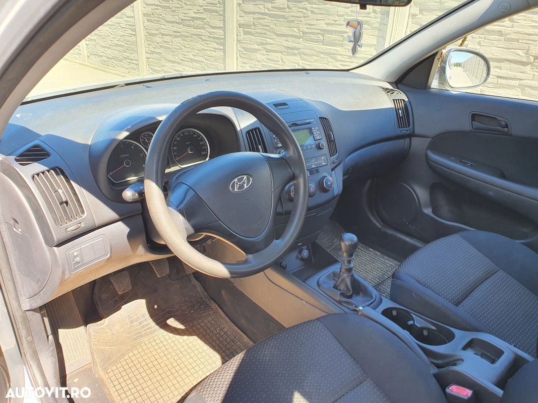 PLANSA BORD HYUNDAI I30 - 1