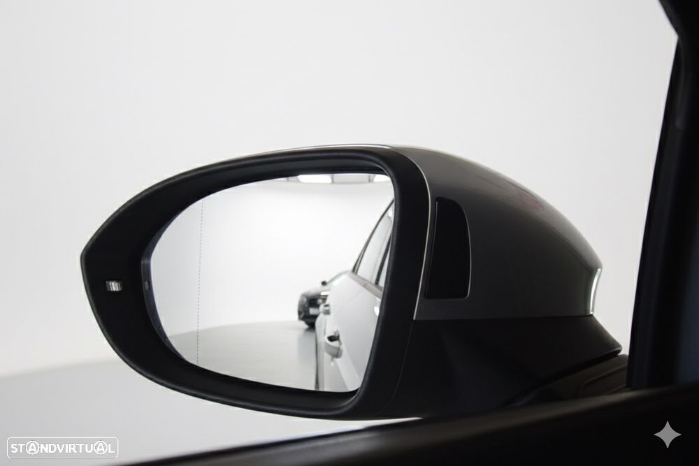 VW Golf 1.4 TSI GTE+ DSG - 32