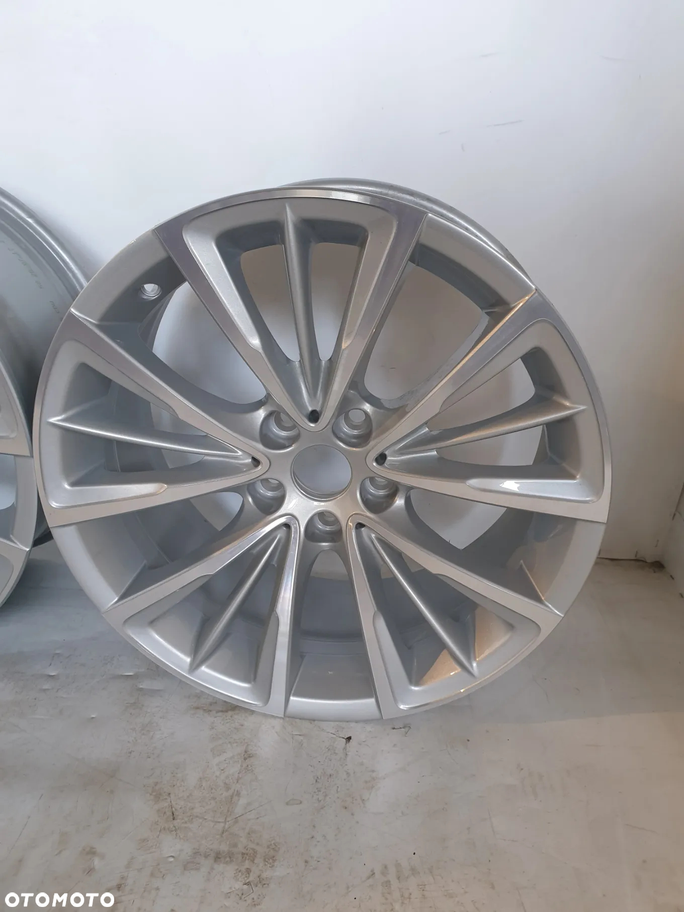 FELGI ALUMINIOWE ALUFELGI KOMPLET 4 SZT BMW G11 G12 G32   8.0" x 18" 5x112 ET 30 NOWE NIE UŻWANE! ORYGINAŁ POTESTOWE! - 8