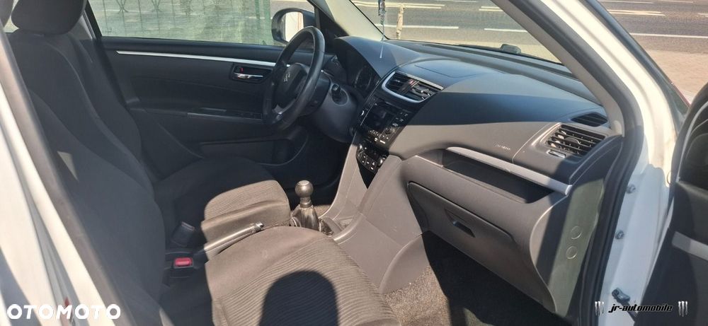 Suzuki Swift 1.2 Club - 8