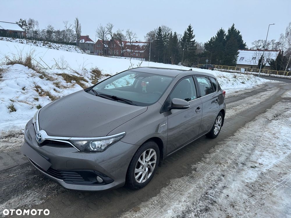 Toyota Auris Hybrid 135 Premium - 3
