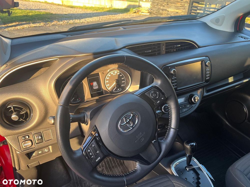 Toyota Yaris - 4