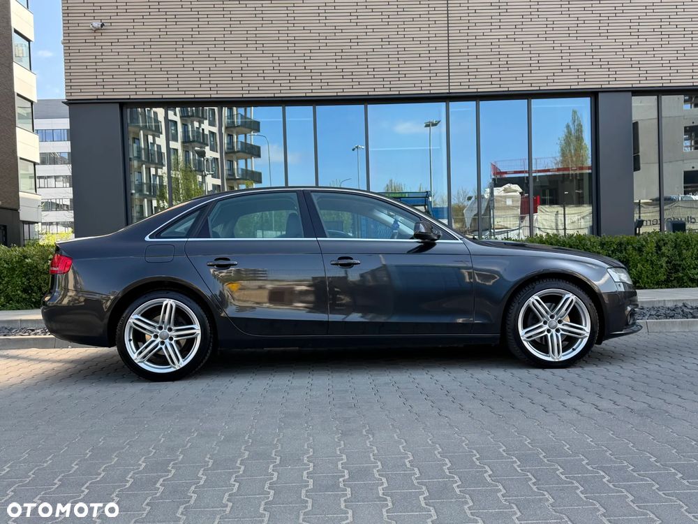 Audi A4 Limousine 2.0 TDI DPF multitronic Ambition - 7