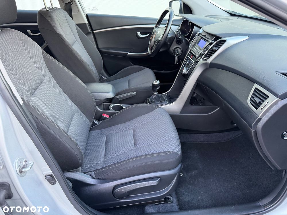 Hyundai i30 - 16