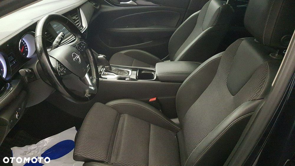 Opel Insignia - 20