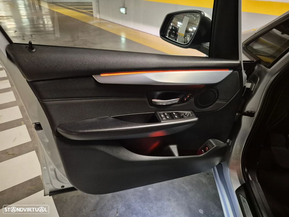 BMW 216 Gran Tourer d Line Sport - 27