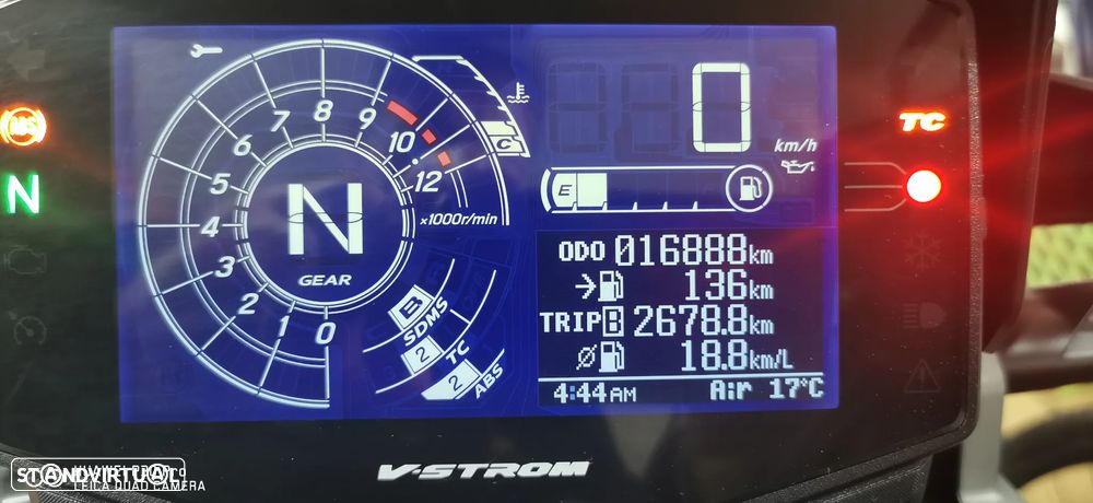 Suzuki v-strom DL 1050 - 7