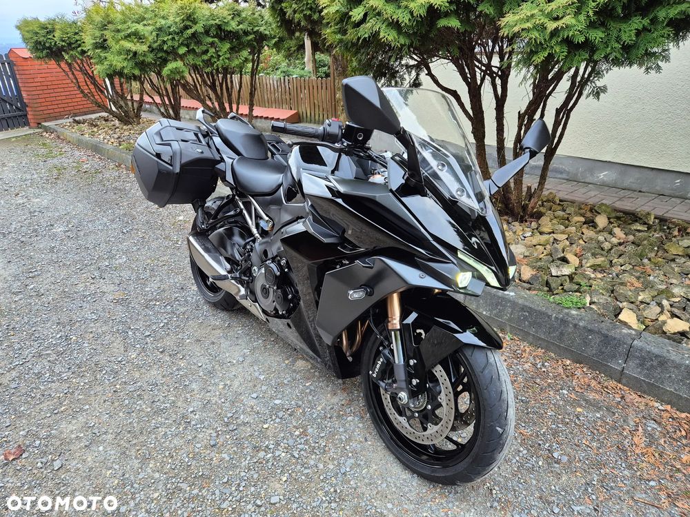 Suzuki GSX 1000 - 3