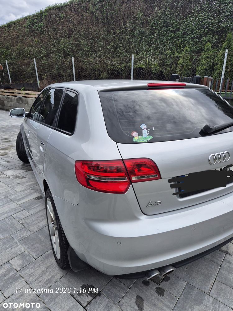 Audi A3 Sportback - 2
