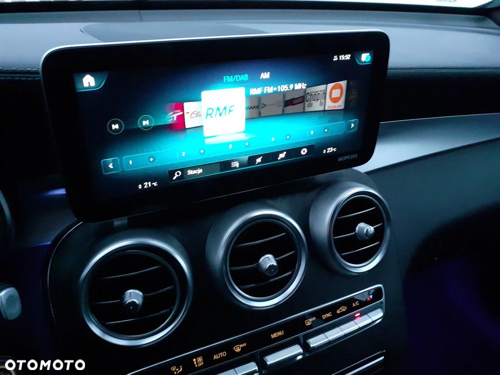 Mercedes-Benz GLC 220 d 4Matic 9G-TRONIC AMG Line - 30