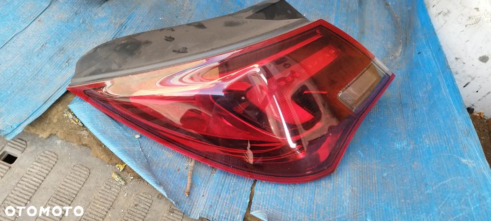 astra j gtc lampa tył - 2