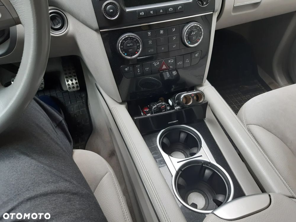 Mercedes-Benz ML 320 CDI 4-Matic - 8