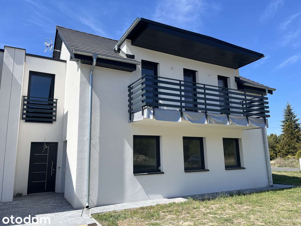 Lubliniec Apartament 73 m z własnym ogródkiem