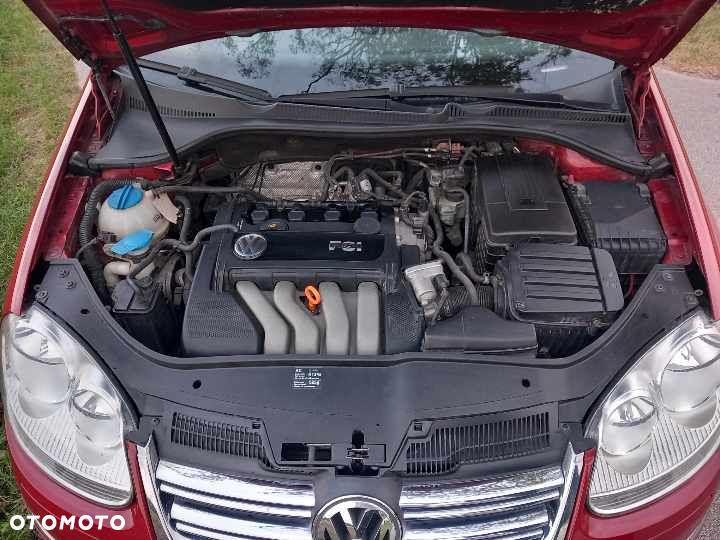 Volkswagen Golf - 8