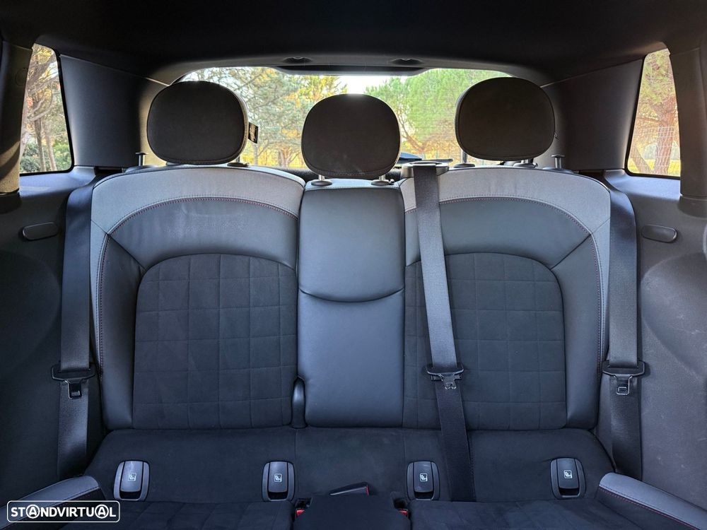 MINI 5 Portas Cooper S Premium JCW Auto - 30