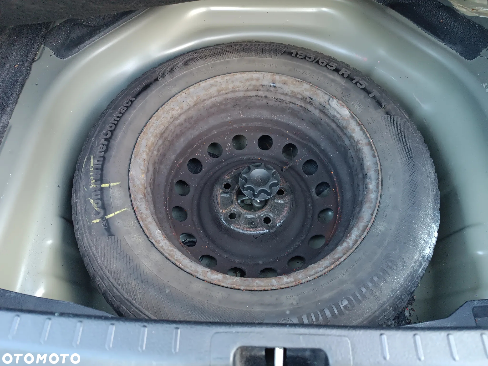 Toyota Corolla 1.6 Comfort - 29