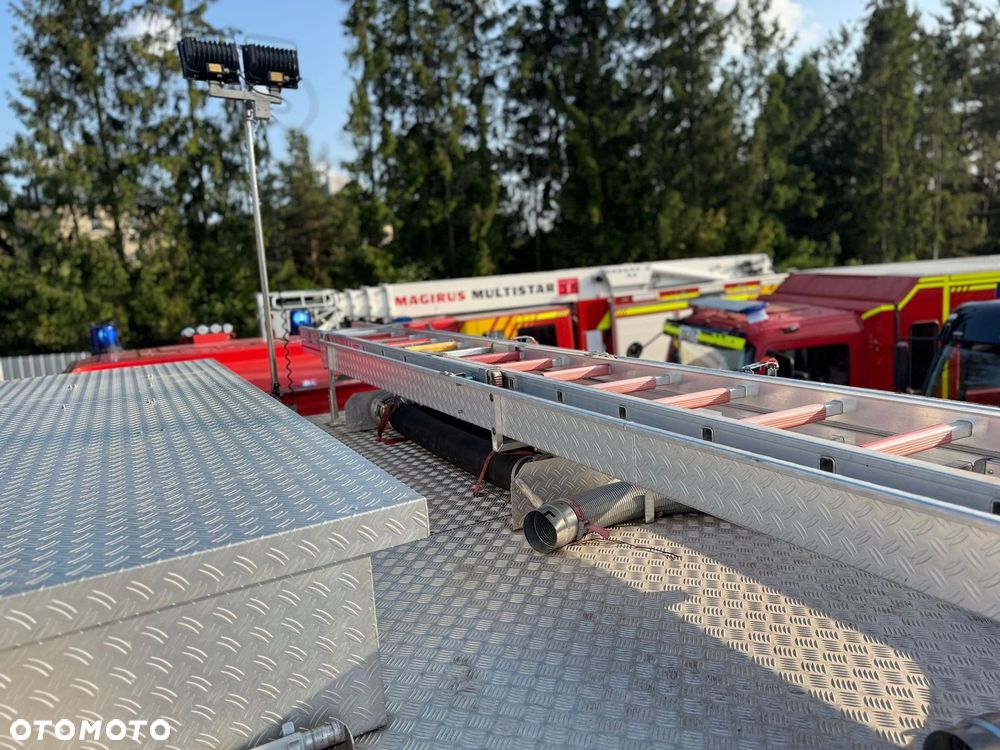 Iveco Straż pożarna | Pojazd pożarniczy | Wóz strażacki IVECO MAGIRUS 4x4 | CNBOP | 3000 l wody | blokady mostów | maszt oświetleniowy 360° - 11