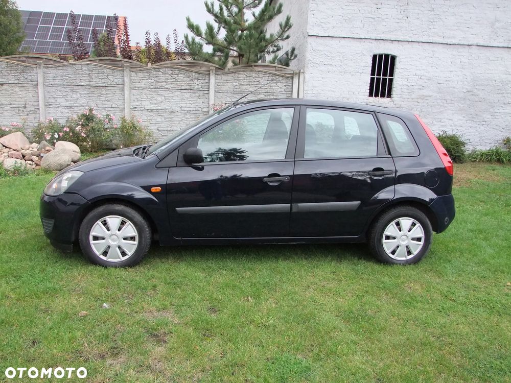 Ford Fiesta 1.3 - 5